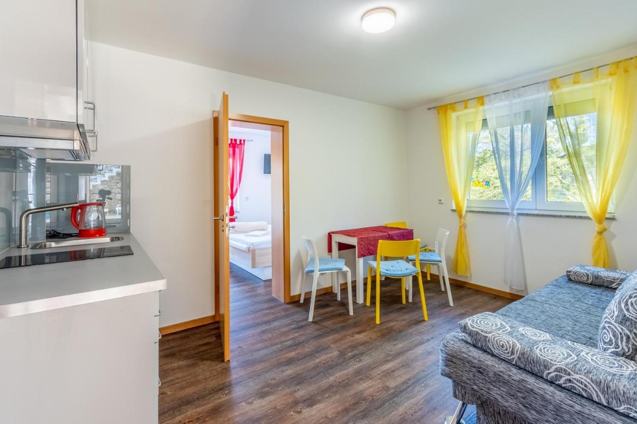 Rimac Apartment And Rooms Novi Vinodolski Dış mekan fotoğraf