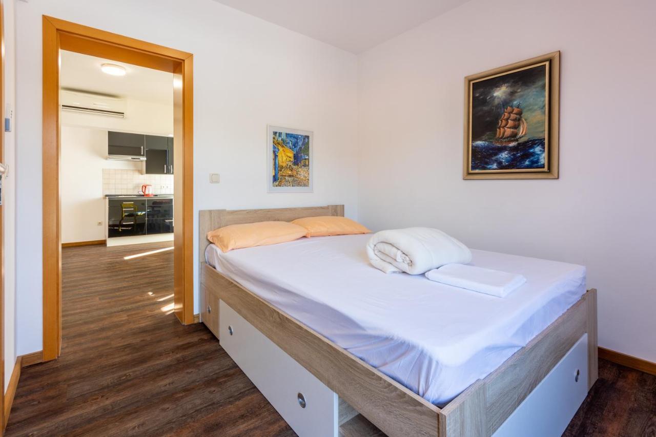 Rimac Apartment And Rooms Novi Vinodolski Dış mekan fotoğraf